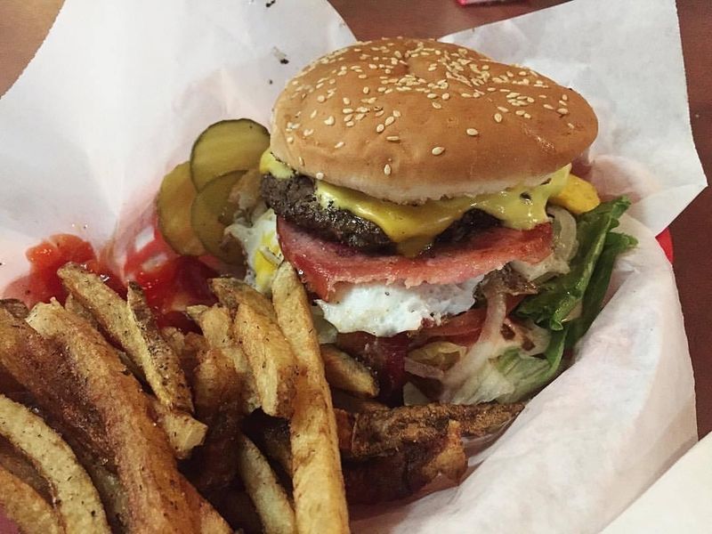 Stanich's, Portland