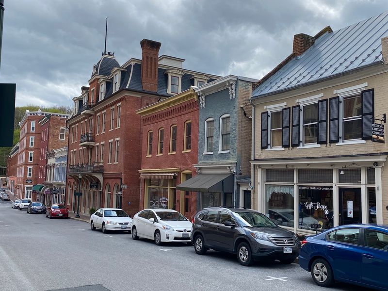 Staunton Staunton