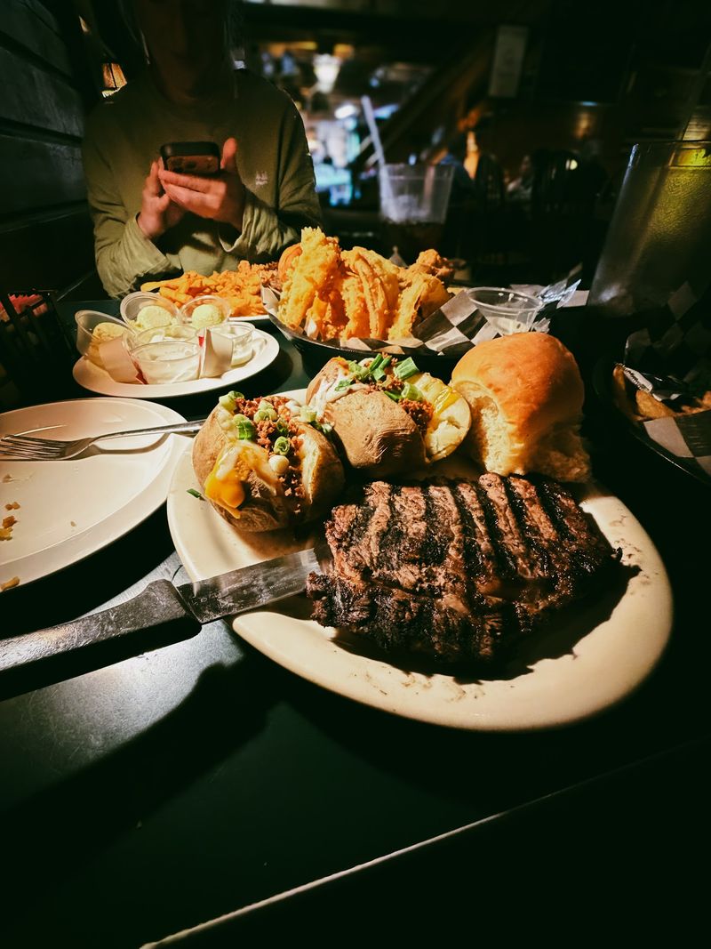 Steaks, Prime Rib, and a Menu Worth Scanning