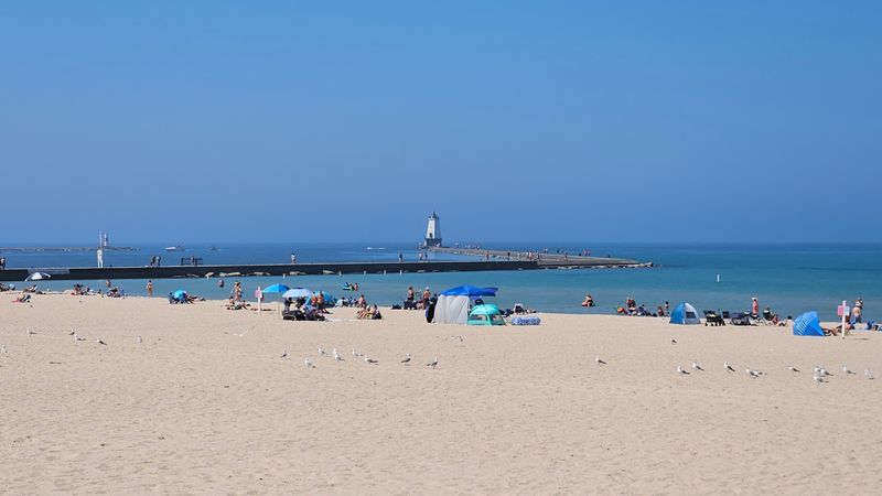 Stearns Park Beach and the Lake Michigan Shoreline