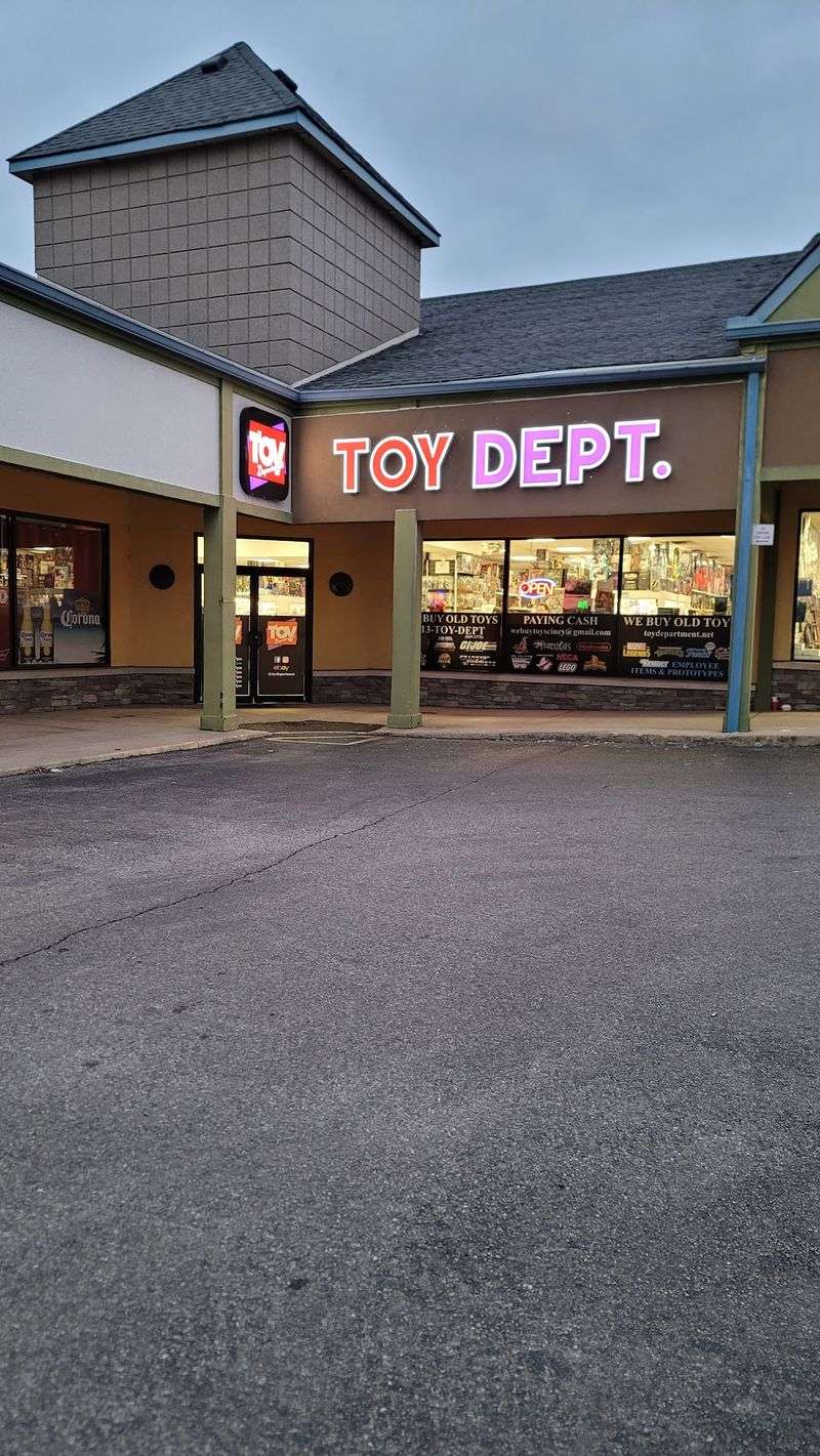 Store Hours and Location Make Visiting Easy