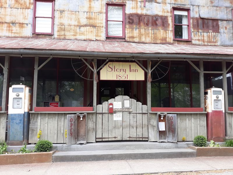 Story, Indiana Story, Indiana