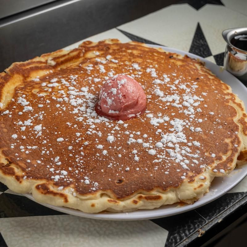 Strawberry Cheesecake Pancakes That Are Pure Morning Magic Strawberry Cheesecake Pancakes That Are Pure Morning Magic