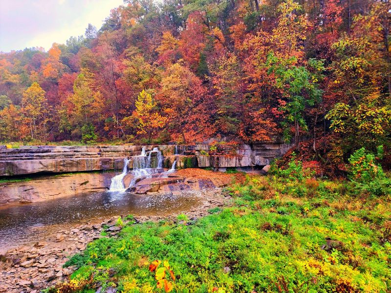 Stunning Fall Foliage Scenery Stunning Fall Foliage Scenery