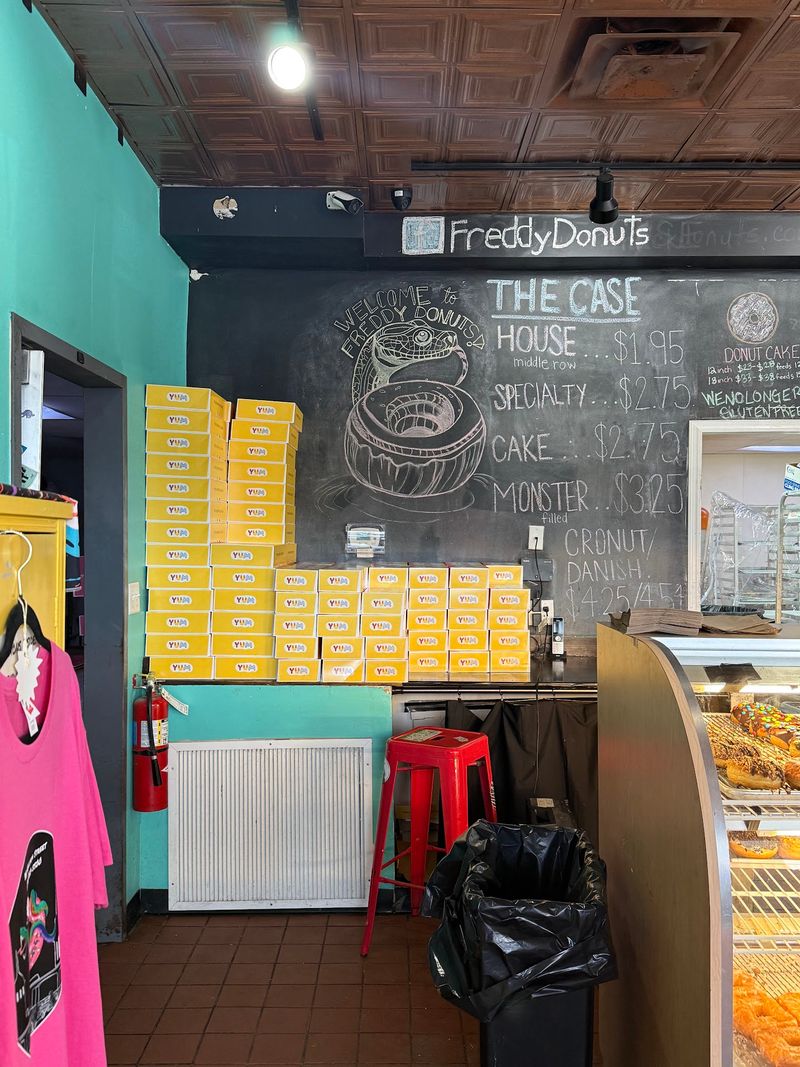 Sugar Shack Donuts, Fredericksburg, Virginia