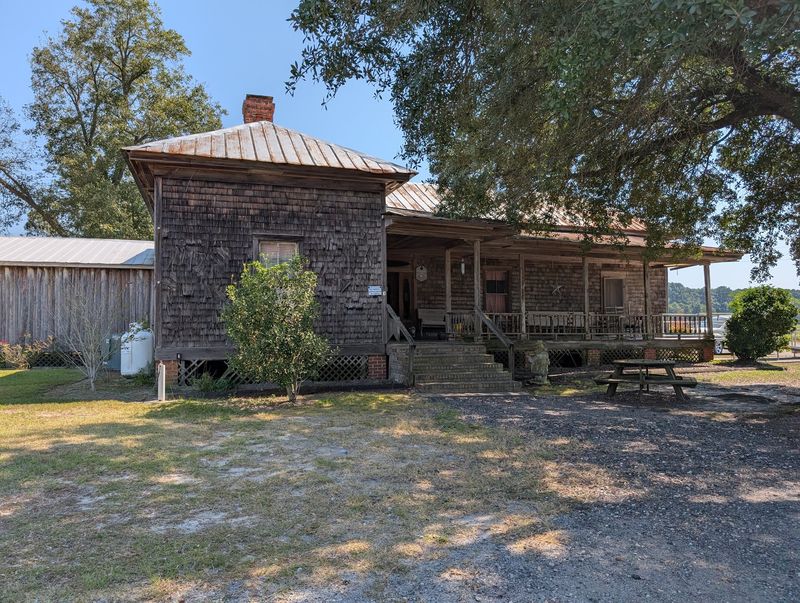 Sweatman's Bar-B-Que, Holly Hill