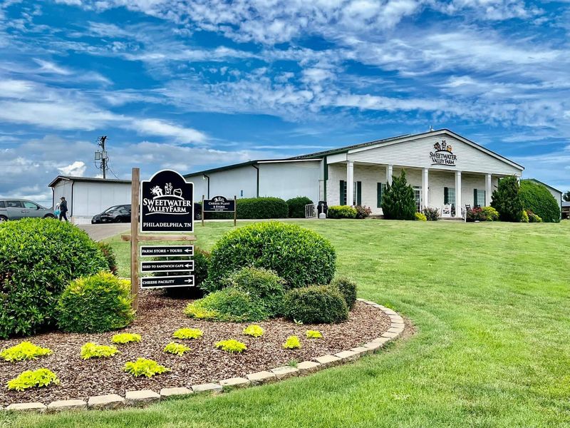 Sweetwater Valley, Loudon, TN Sweetwater Valley, Loudon, TN