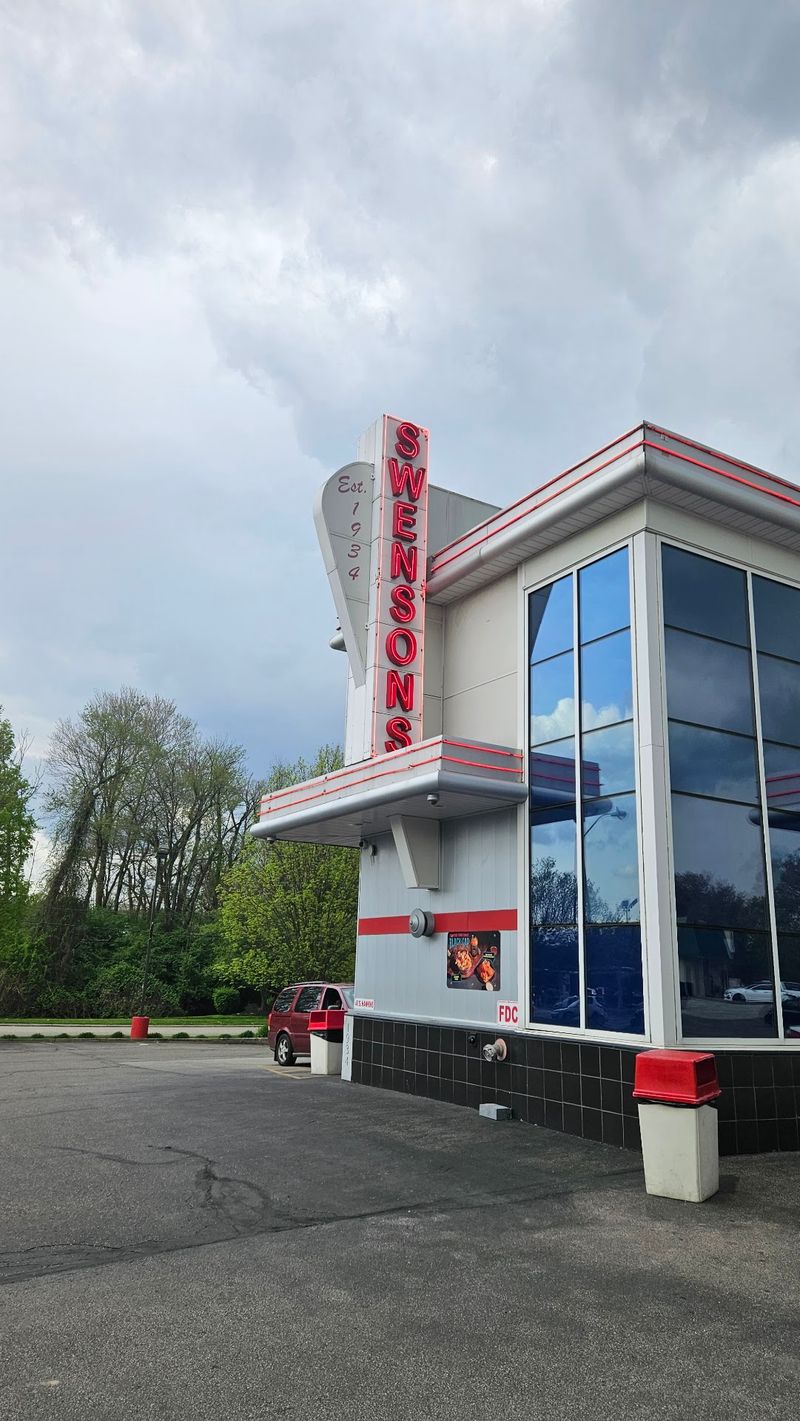 Swensons Drive-In, Akron, Ohio