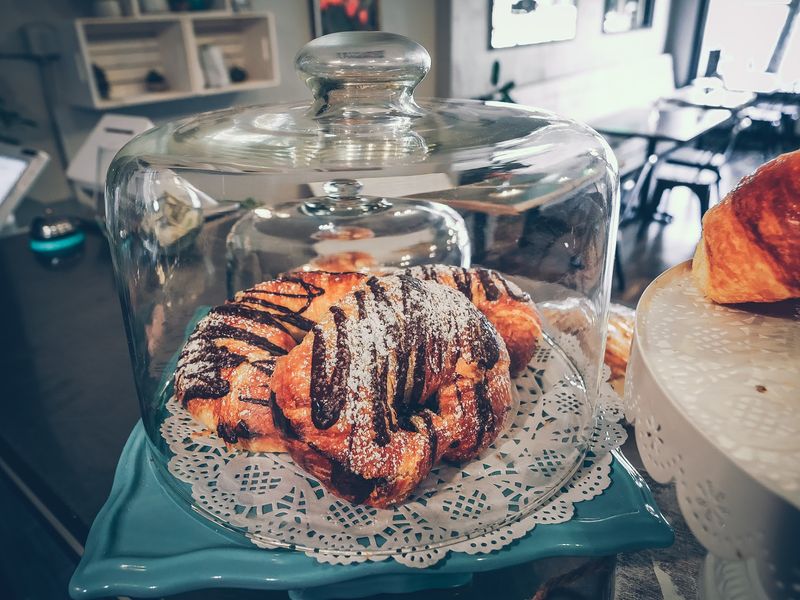That Showstopping Pastry Case