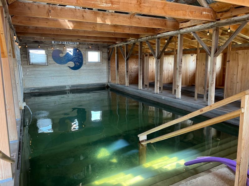 The 1920s Bathhouse Experience