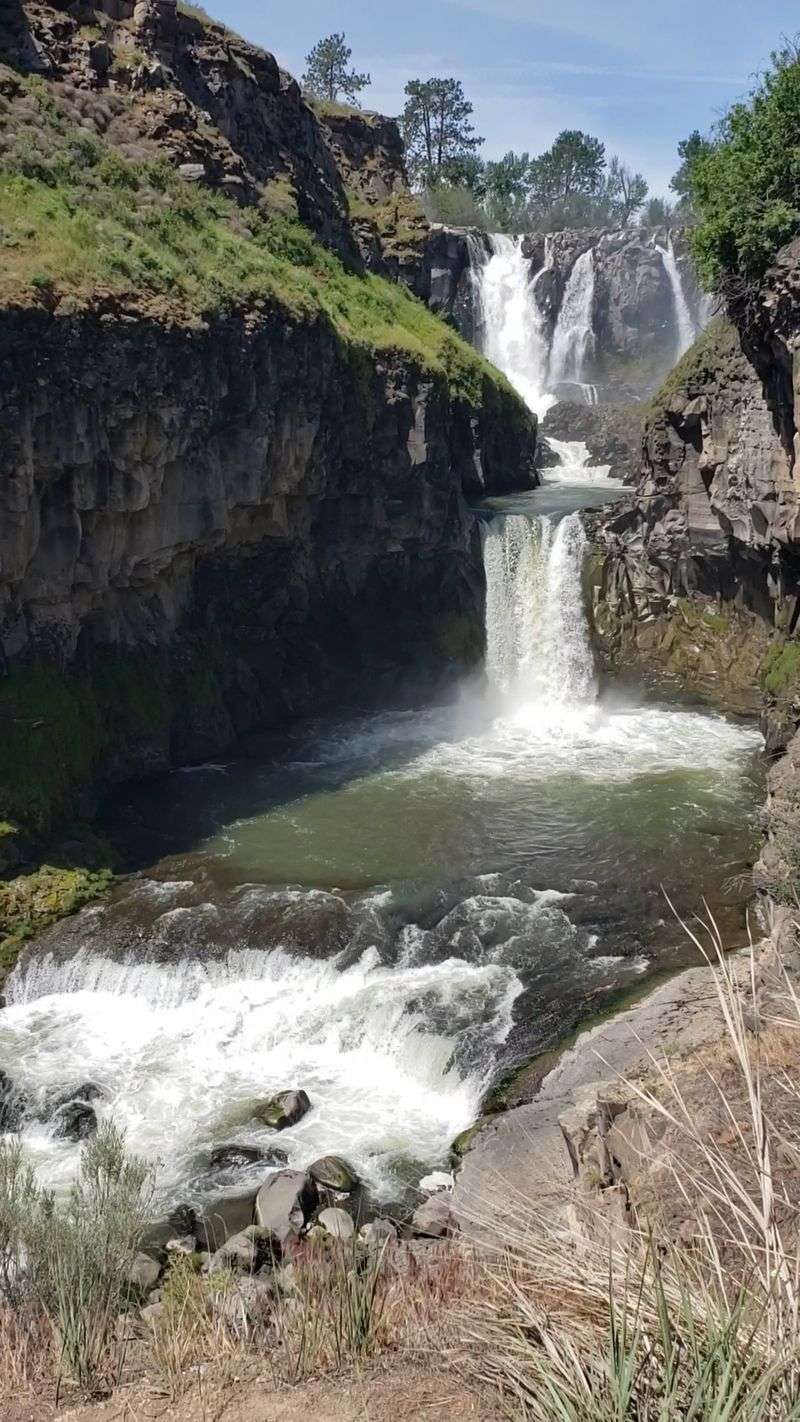 The 90-Foot Waterfall That Steals the Show The 90-Foot Waterfall That Steals the Show