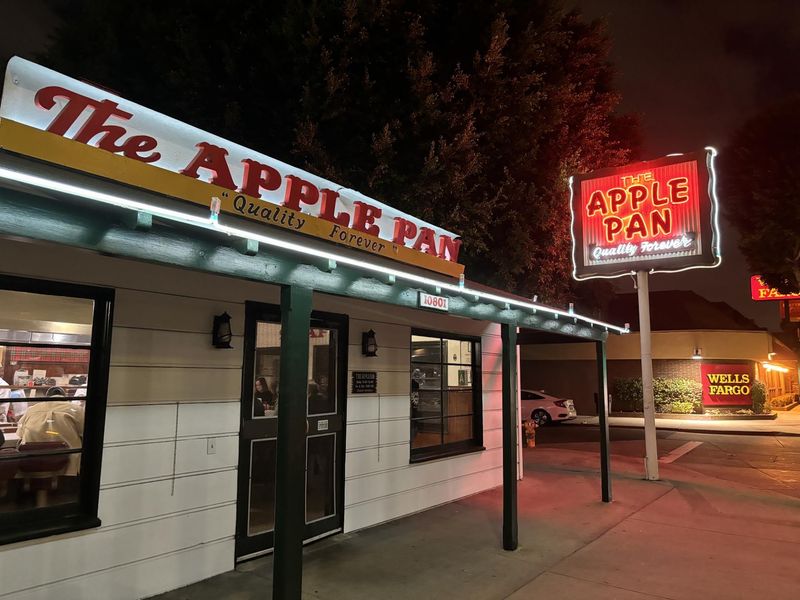 The Apple Pan, Los Angeles, California