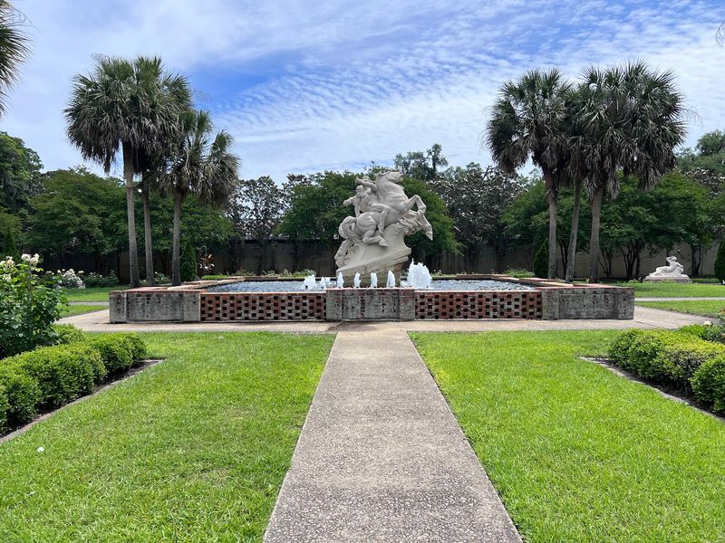 The Butterfly House And Children's Garden