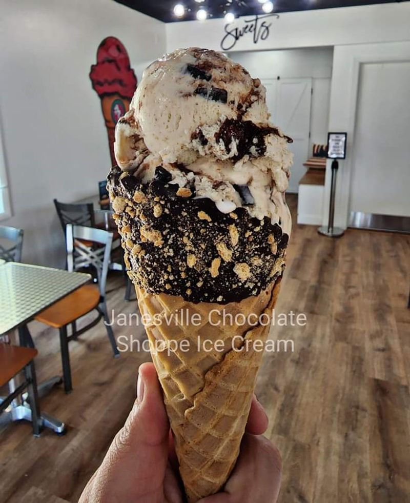 The Chocolate Shoppe, Fort Atkinson area, Wisconsin The Chocolate Shoppe, Fort Atkinson area, Wisconsin