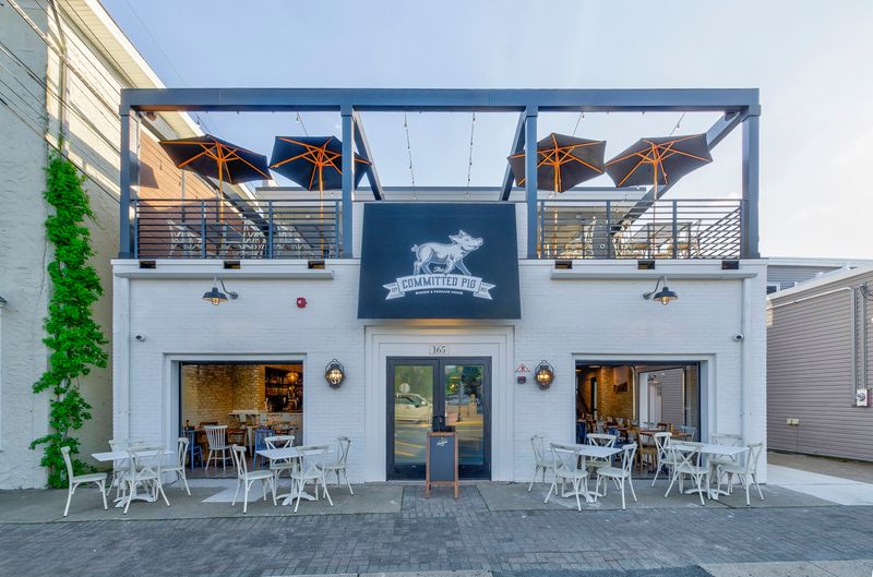 The Committed Pig, Manasquan, New Jersey