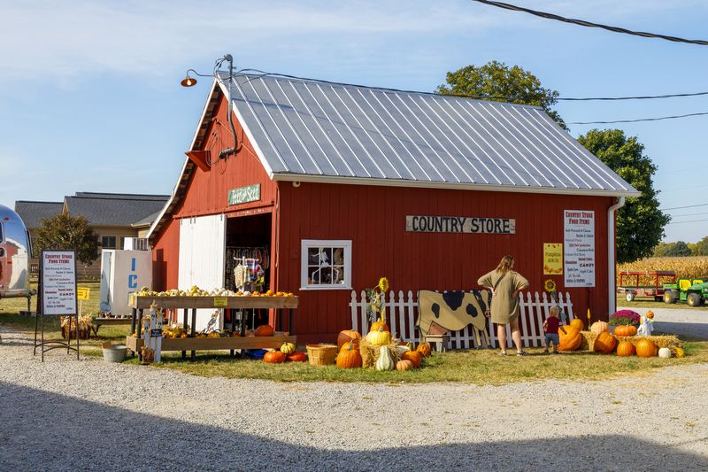 The Country Store And Food Trucks