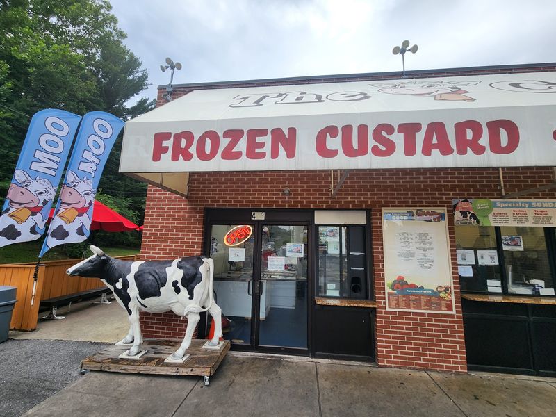 The Cow, Annapolis