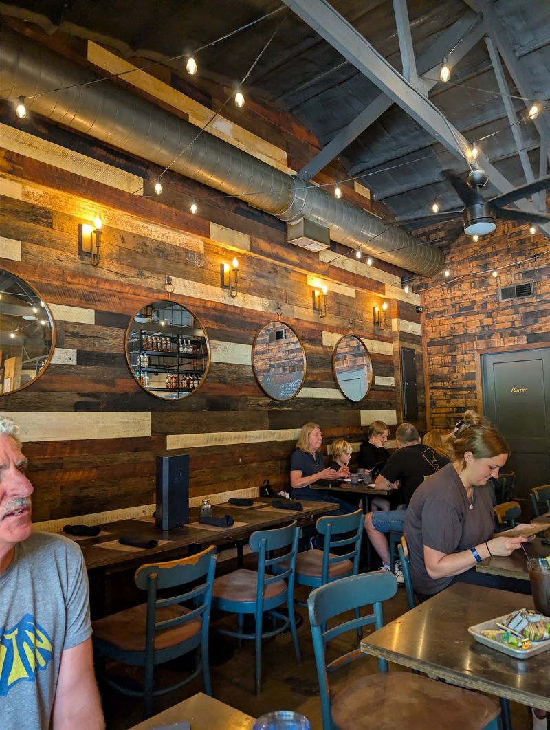 The Cozy, Intimate Atmosphere