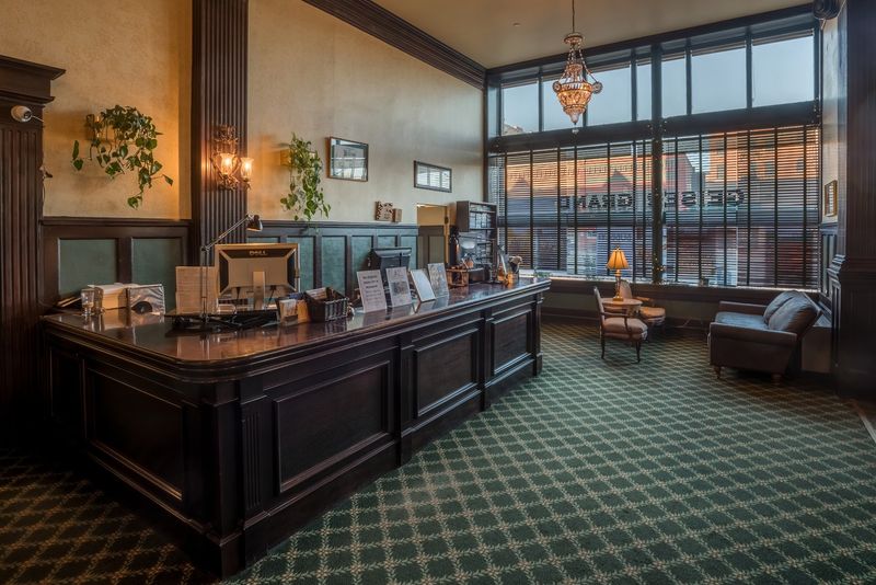 The Daily Hotel Tour Worth Catching