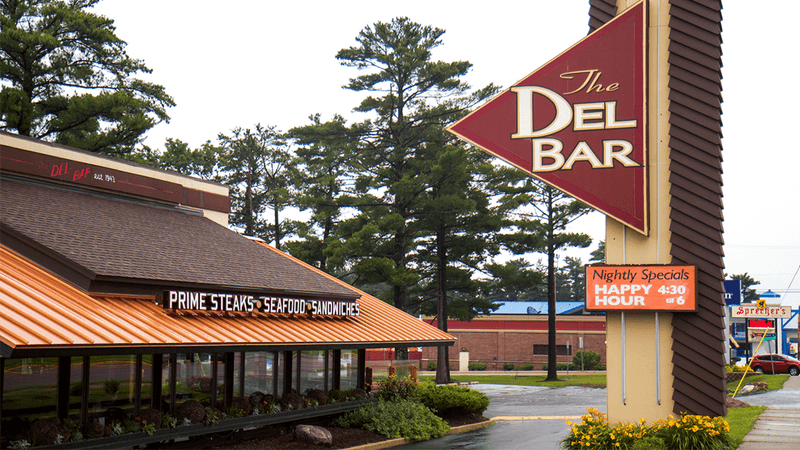 The Del-Bar, Wisconsin Dells The Del-Bar, Wisconsin Dells
