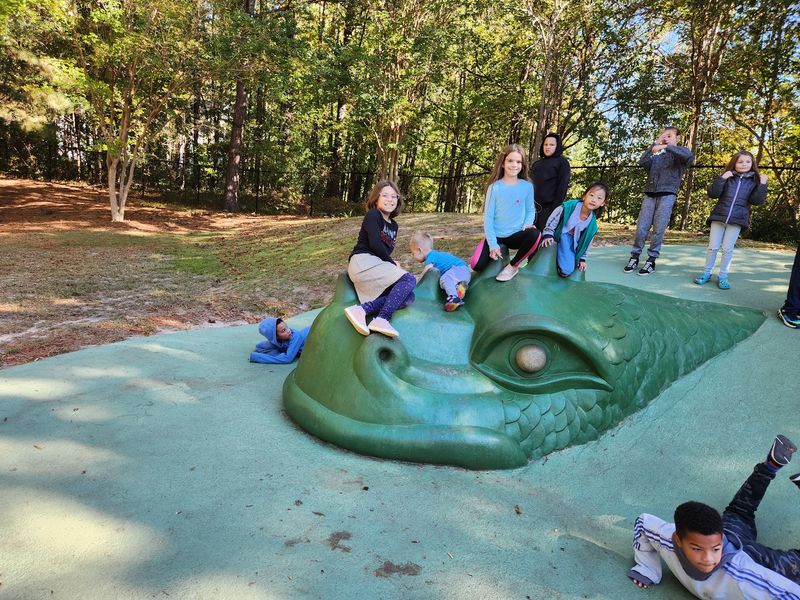 The Dragon That Kids Love to Climb The Dragon That Kids Love to Climb