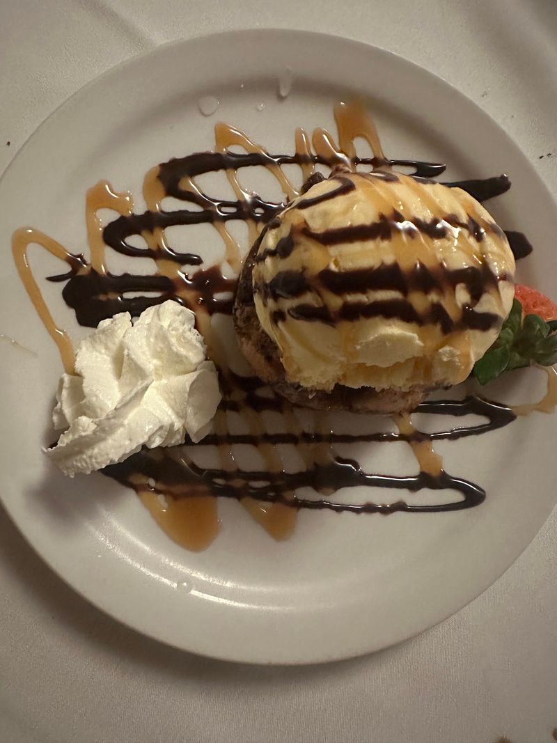 The Elvis Cheesecake Dessert That Deserves Its Own Fan Club The Elvis Cheesecake Dessert That Deserves Its Own Fan Club