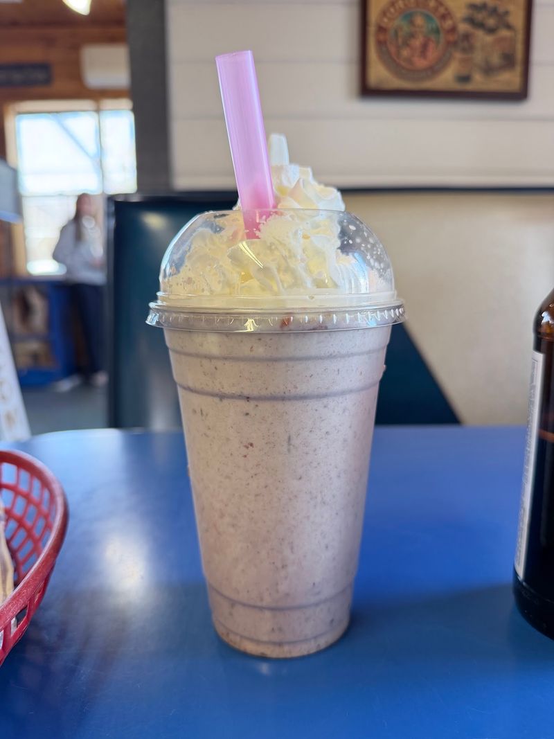 The Famous Pie Shake Worth the Detour