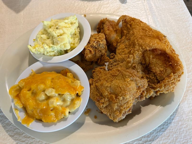 The Fried Chicken That Built the Reputation The Fried Chicken That Built the Reputation