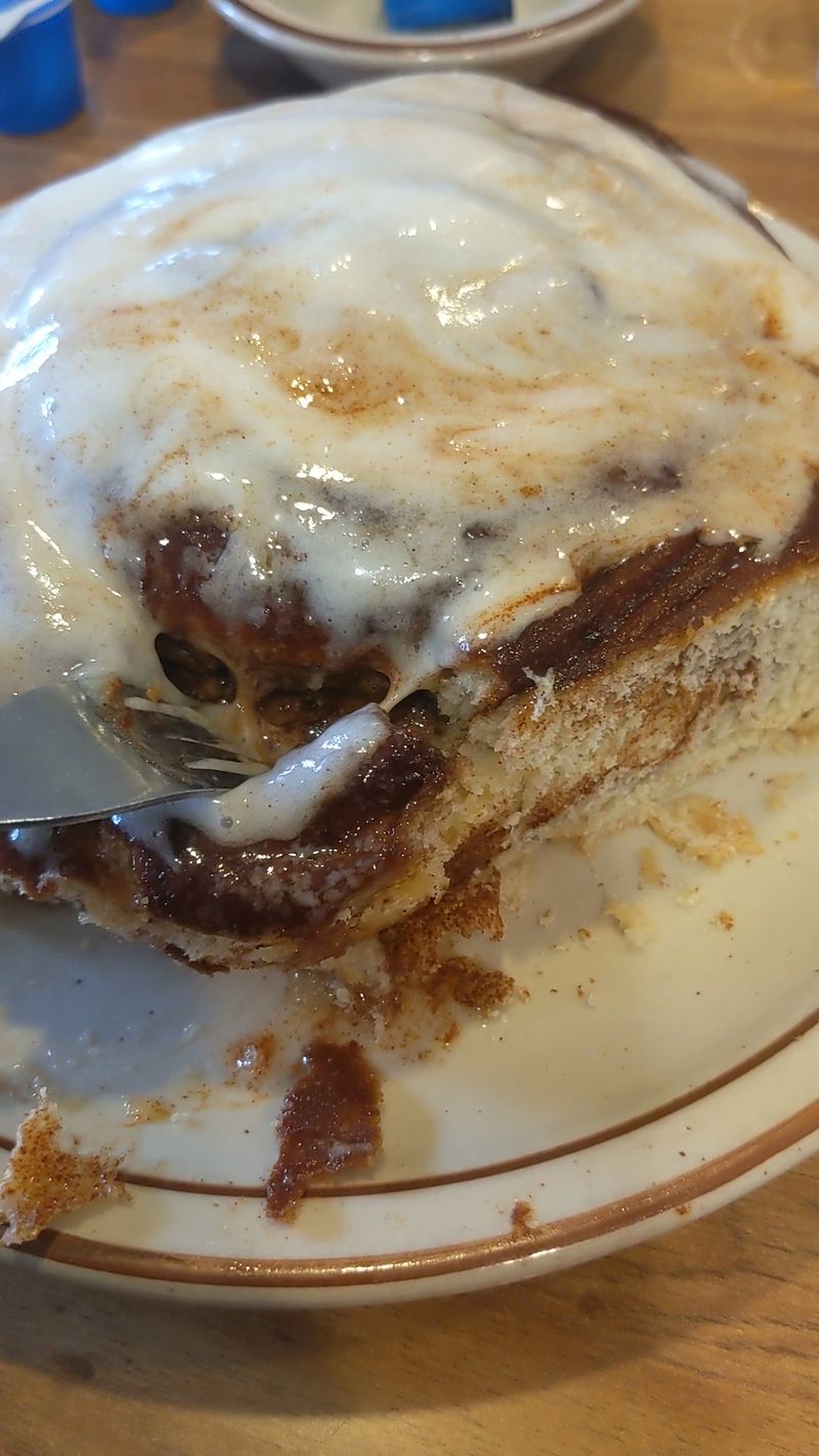 The Giant Cinnamon Roll Everyone Shares