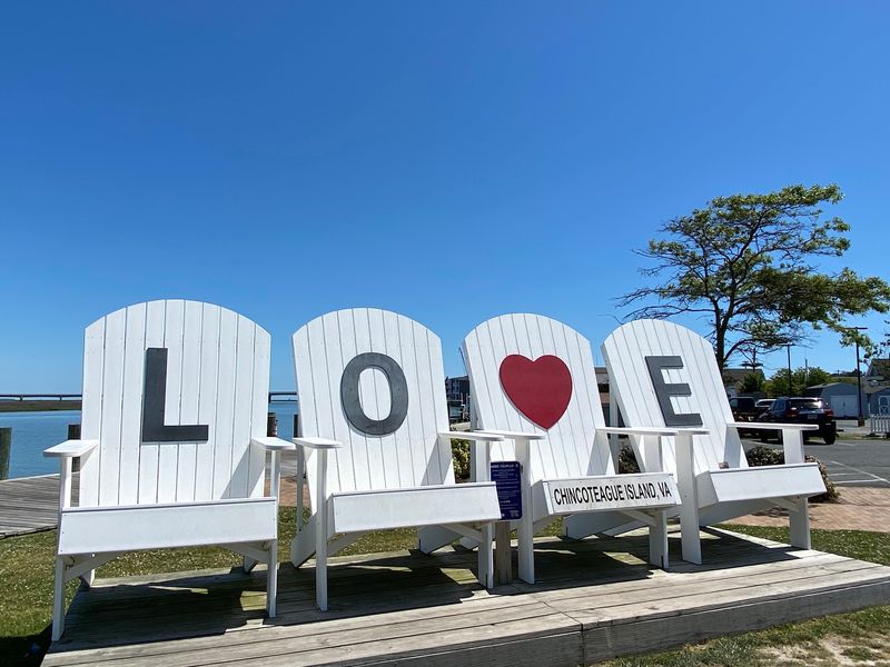 The Giant LOVE Chairs and Photo Spots