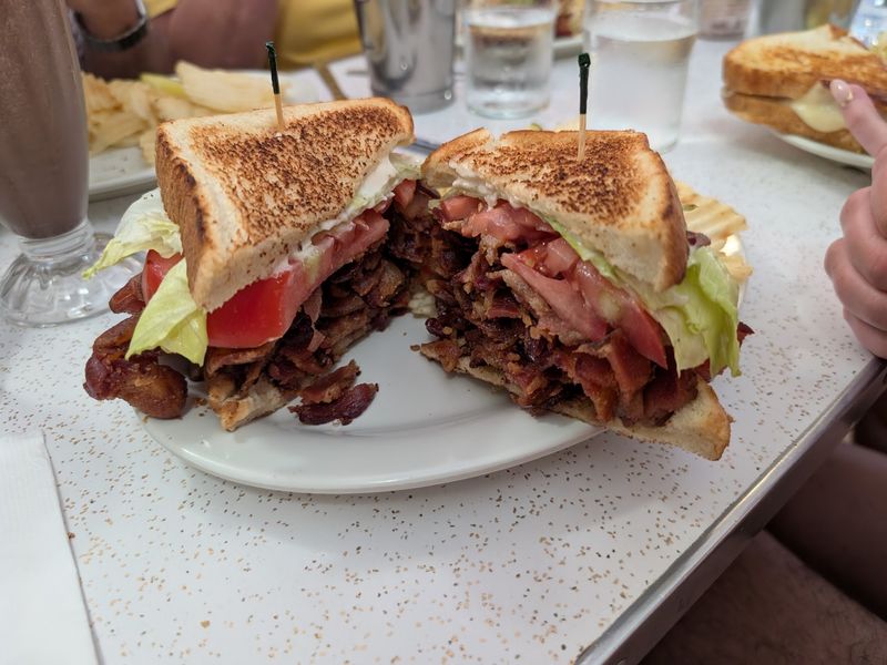 The Heart-Stopping BLT Nobody Forgets The Heart-Stopping BLT Nobody Forgets