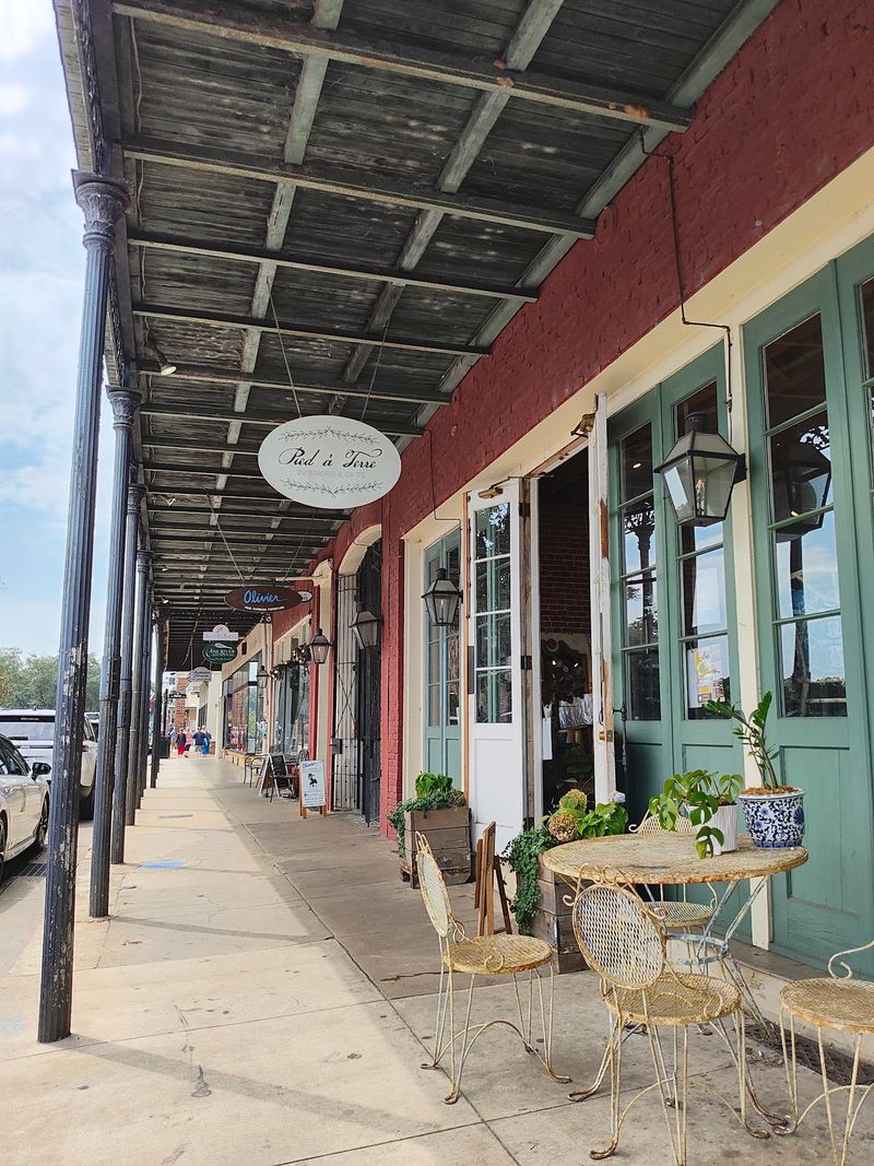 The Historic Downtown Along Cane River Lake The Historic Downtown Along Cane River Lake