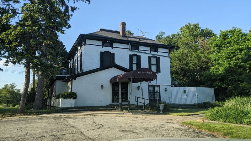The Iron Skillet, Indianapolis, Indiana