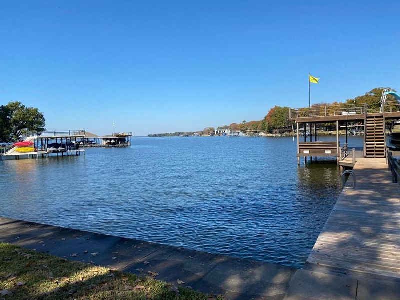 The Lake That Defines Daily Life The Lake That Defines Daily Life