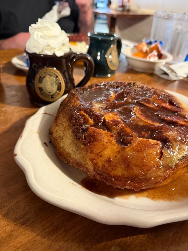 The Legendary Apple Pancake