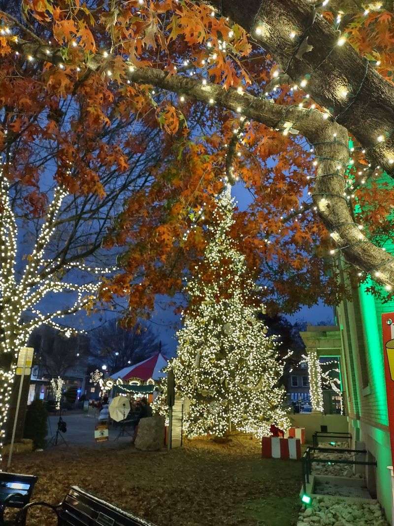 The Little Christmas Town Feeling