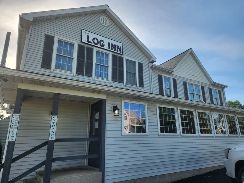 The Log Inn, Haubstadt, Indiana
