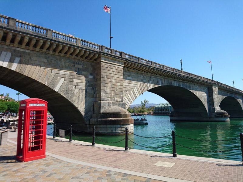 The London Bridge That Crossed an Ocean