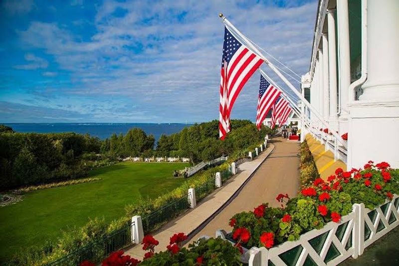 The Longest Porch In The World