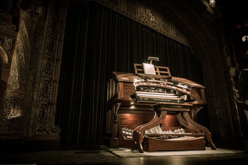 The Mighty Wurlitzer Organ The Mighty Wurlitzer Organ