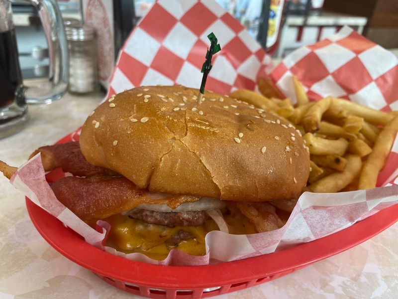 The Peanut Butter Burger That Started The Buzz