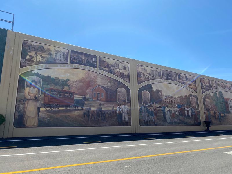 The Portsmouth Floodwall Murals, Portsmouth, Ohio