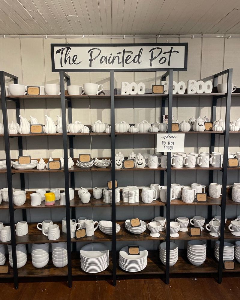 The Pottery and Art Scene