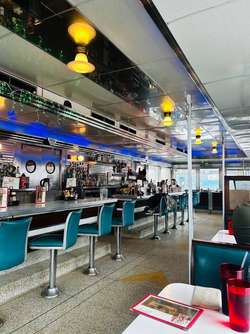The Retro Atmosphere And Counter Seating