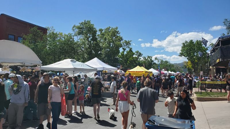 The Saturday Farmers Market Everyone Talks About