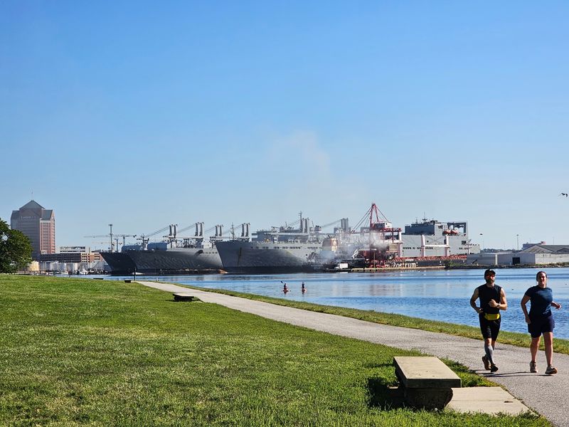 The Sea Wall Trail That Steals the Show