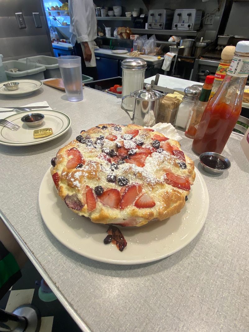 The Soufflé Pancake Everyone Talks About The Soufflé Pancake Everyone Talks About