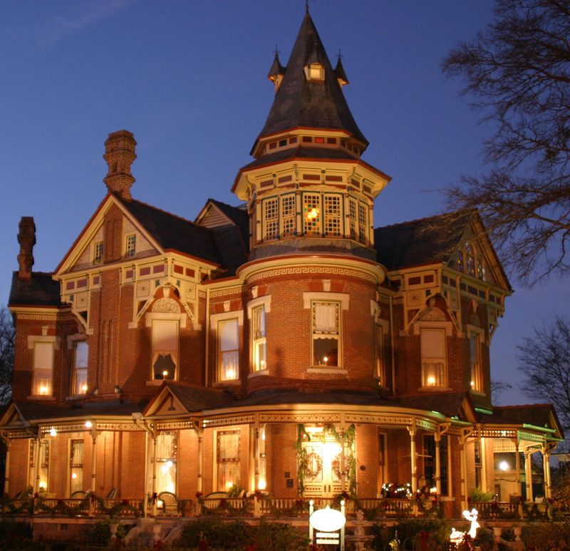 The Story Behind The Hornibrook Mansion