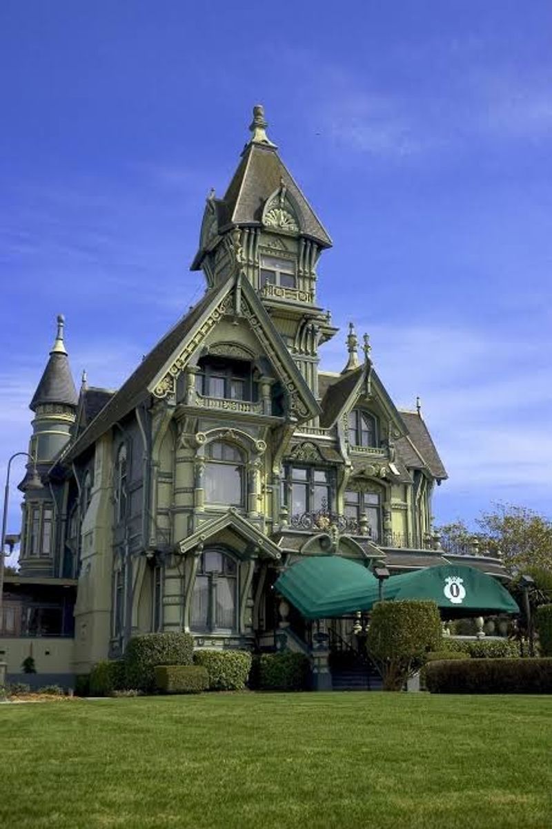 The Story Behind the 1887 Mansion
