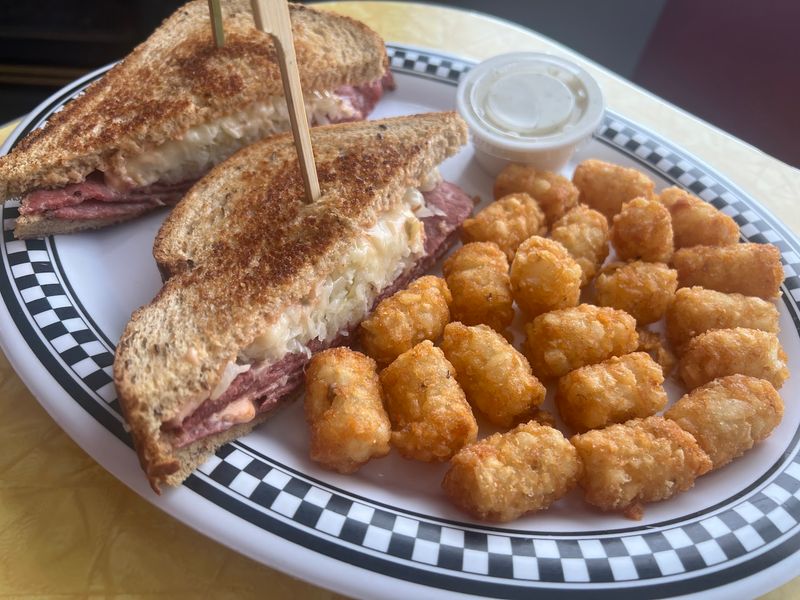 The Stuffed Sandwiches Everyone Keeps Mentioning